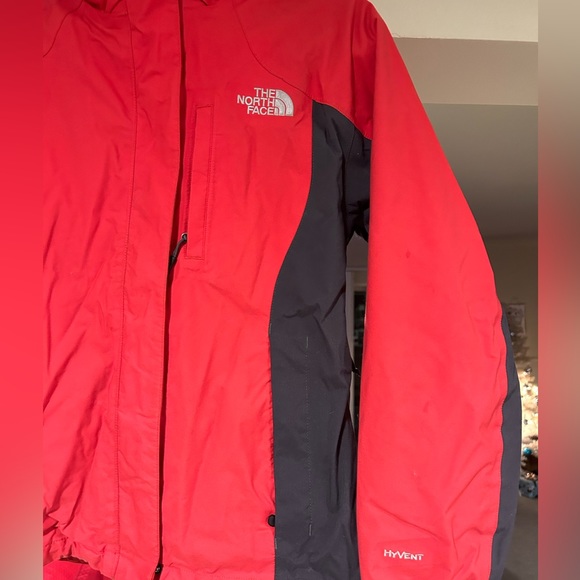 The North Face Red/Pink Heavyweight Woman’s Small Jacket - Picture 3 of 16